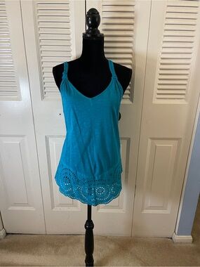 Women’s Teal Sleeveless Eyelet Hem Tank Top
